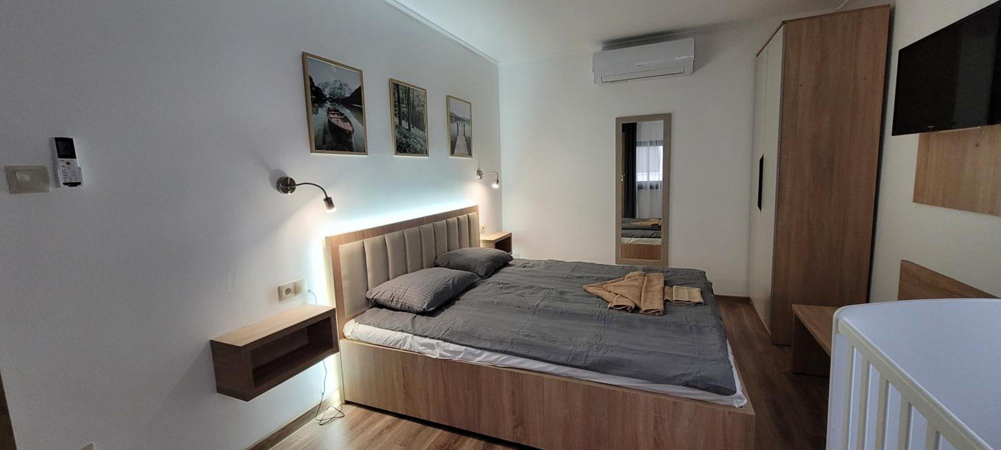Csaladi Kikoeto Apartman Gyula Bagian luar foto