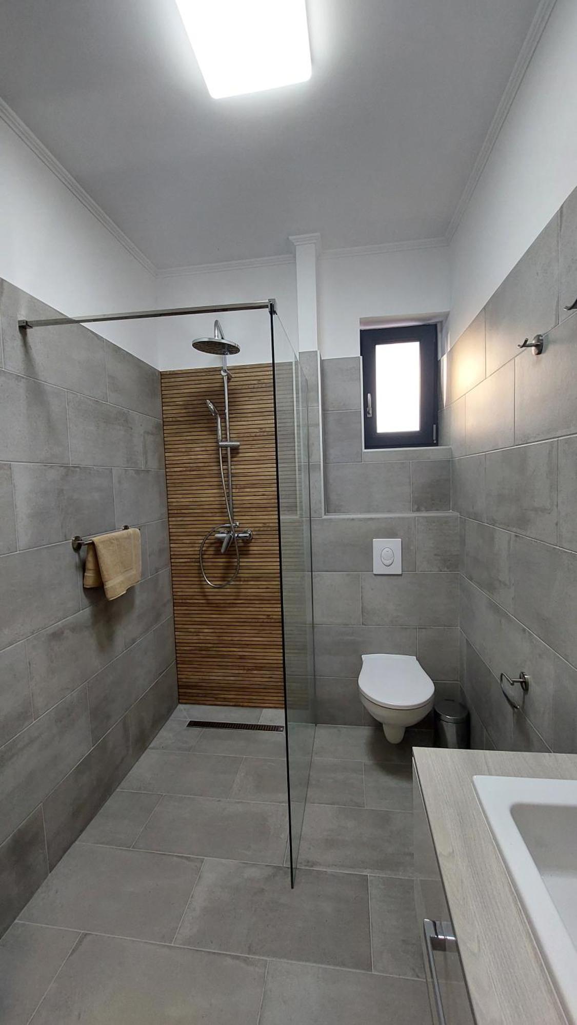 Csaladi Kikoeto Apartman Gyula Bagian luar foto