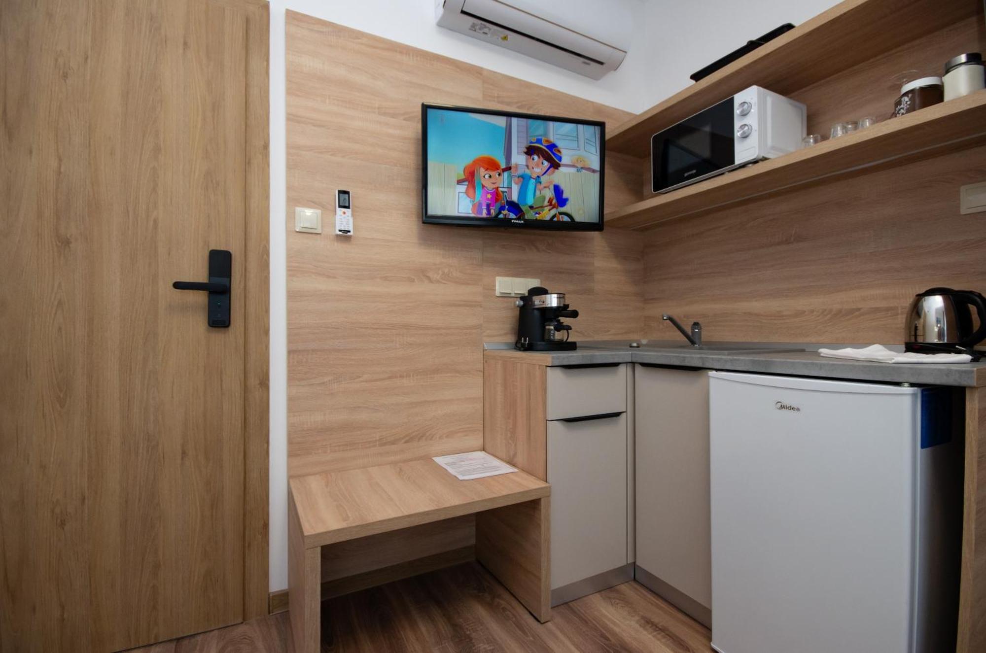 Csaladi Kikoeto Apartman Gyula Bagian luar foto