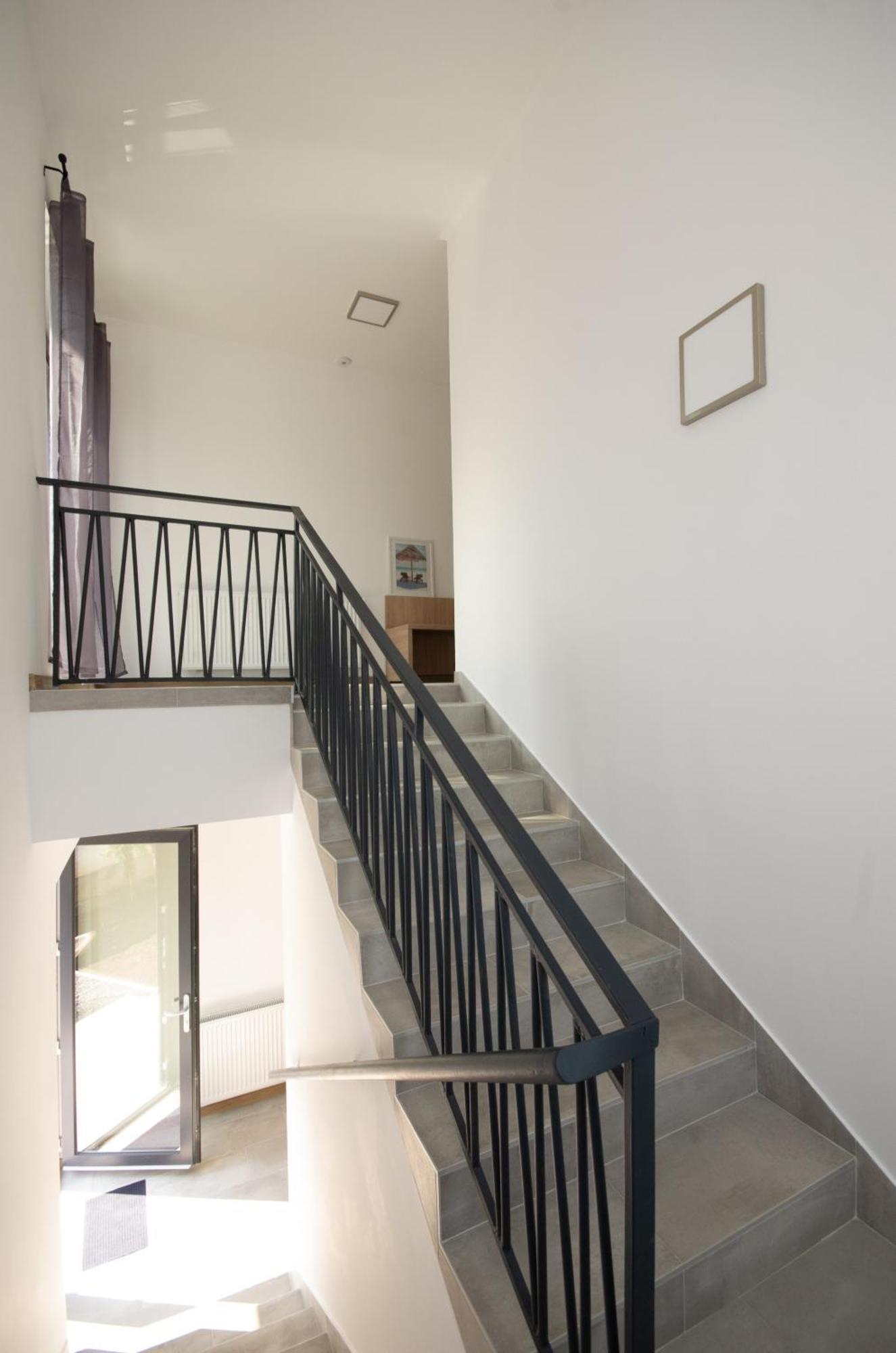 Csaladi Kikoeto Apartman Gyula Bagian luar foto