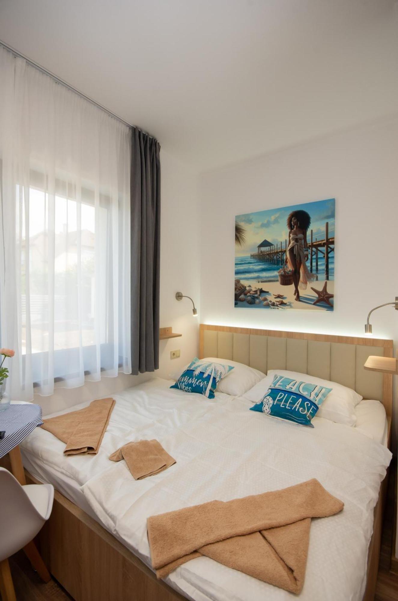 Csaladi Kikoeto Apartman Gyula Bagian luar foto